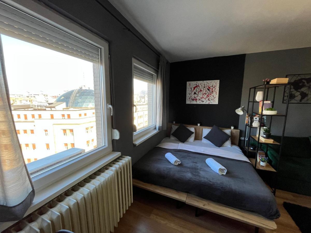 Mickitos City Center Apartment Szkopje Kültér fotó